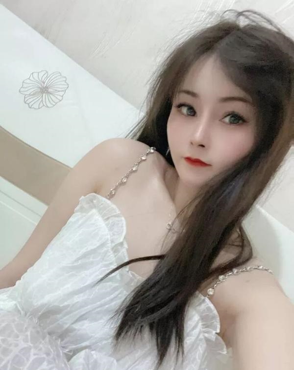 昆明水手服妹子