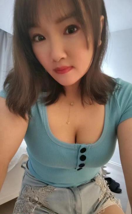 服务系妹子还不错