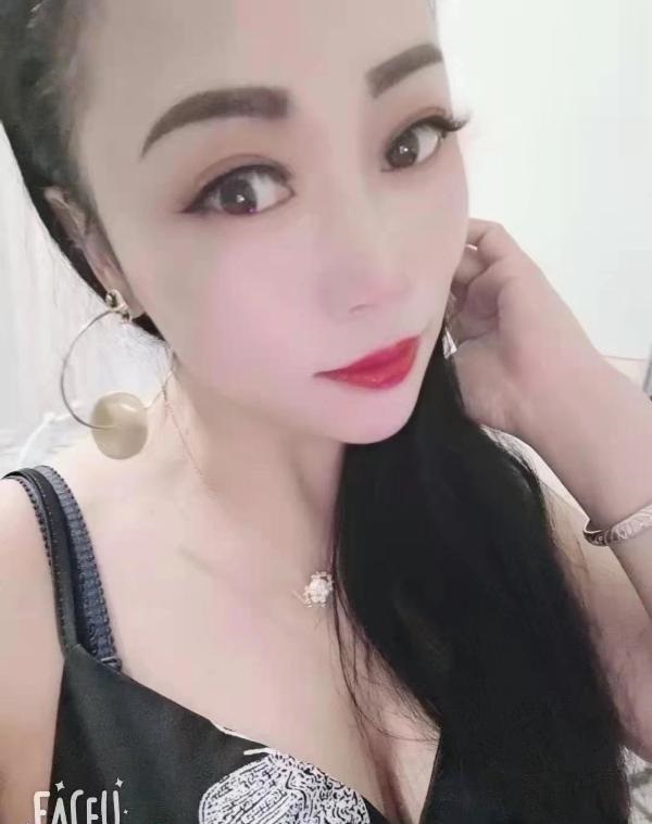 三个小粉灯站街女