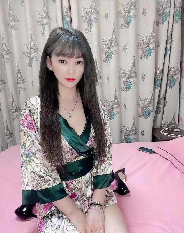 县城洗浴会所小姐漂亮按摩舒服但是没有特服