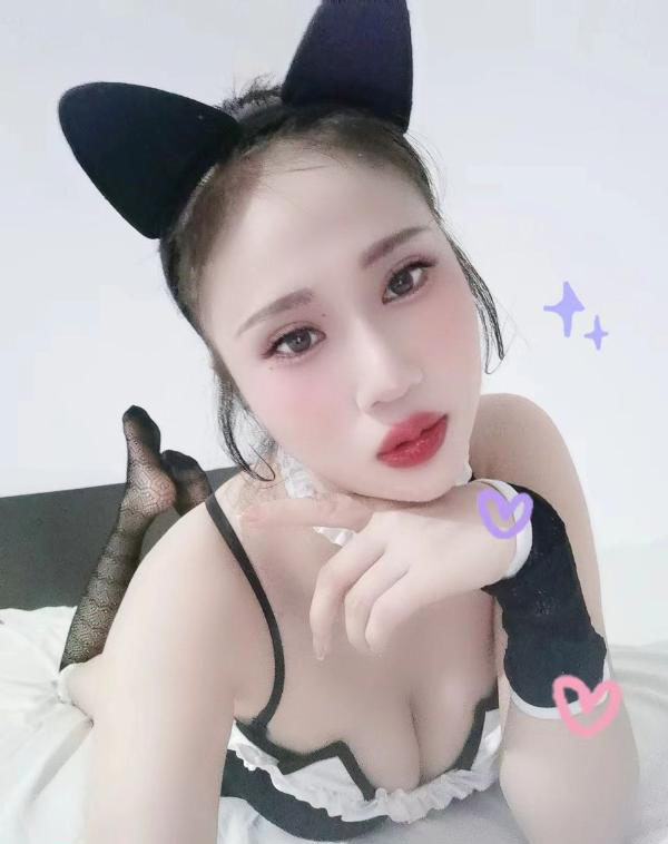 白云区泄火必备，甜美型美女。每月中准时大姨妈。