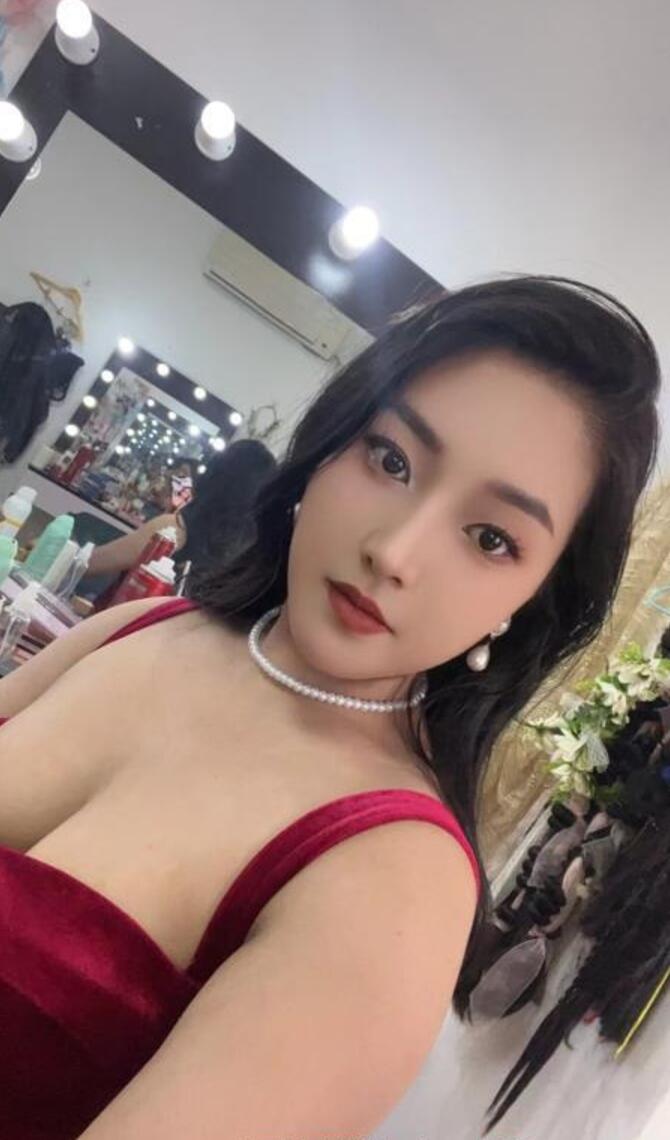 龙华少妇巨乳馨馨0