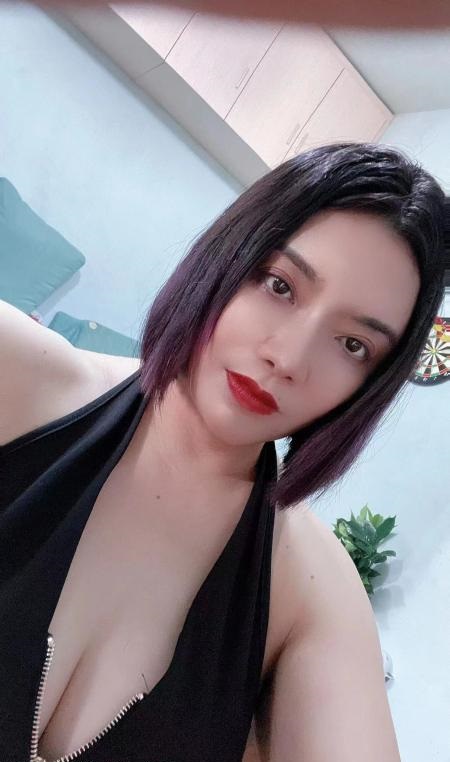 黄泥磅美女小舌头无敌，舒服死